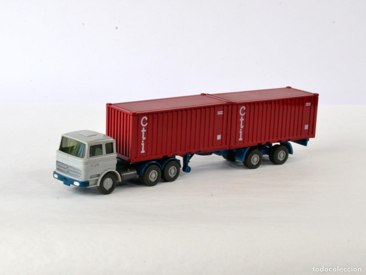 Coches a escala: Wiking Escala 1:87 H0 Antiguo Cami&oacute;n Articulado Mercedes Benz LP2223 Contenedores c+i 1973 - 81