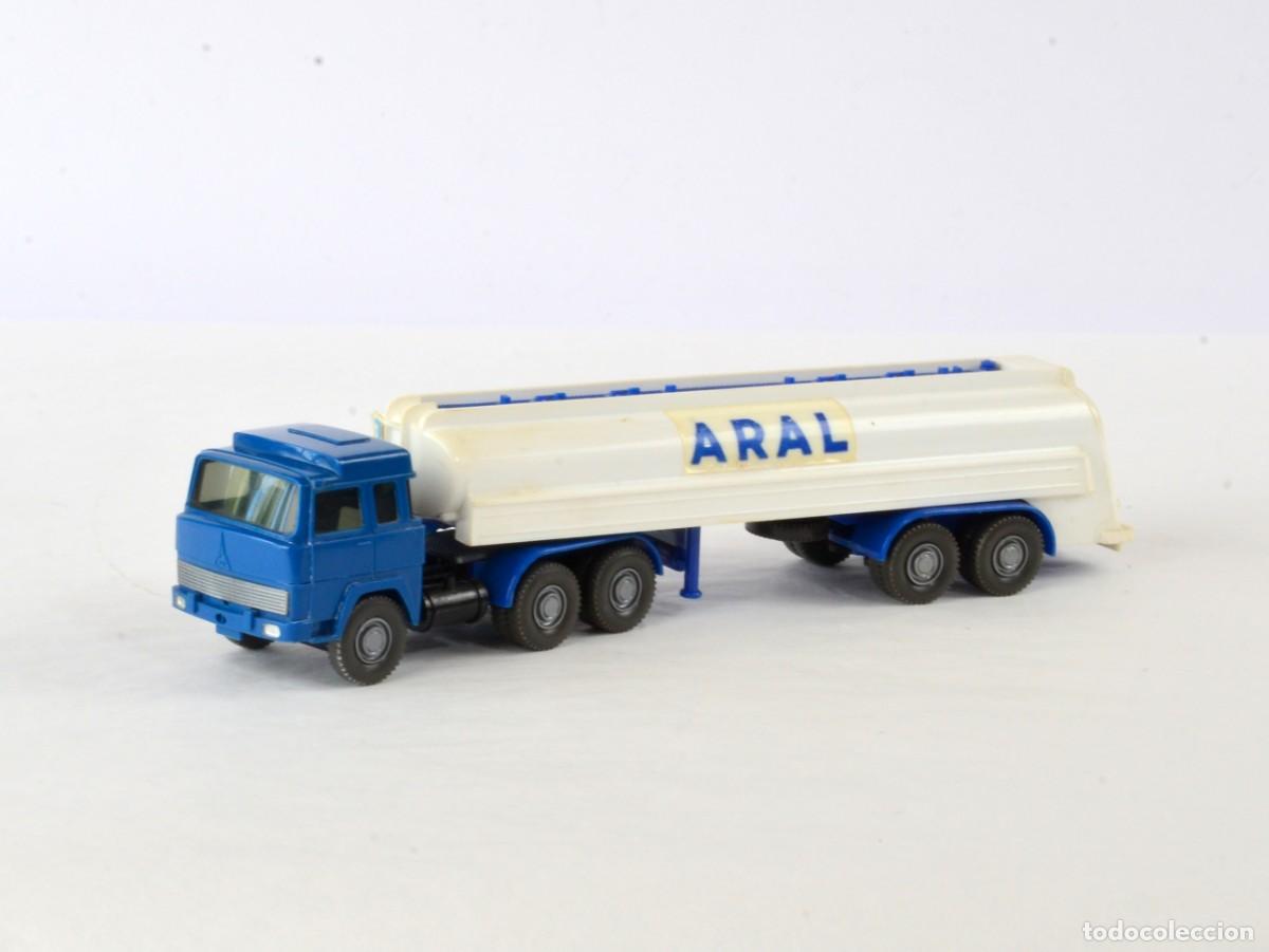 Coches a escala: Wiking Escala 1:87 H0 Antiguo Cami&oacute;n Cisterna Articulado Magirus Deutz 235D ARAL, 1969 - 1975