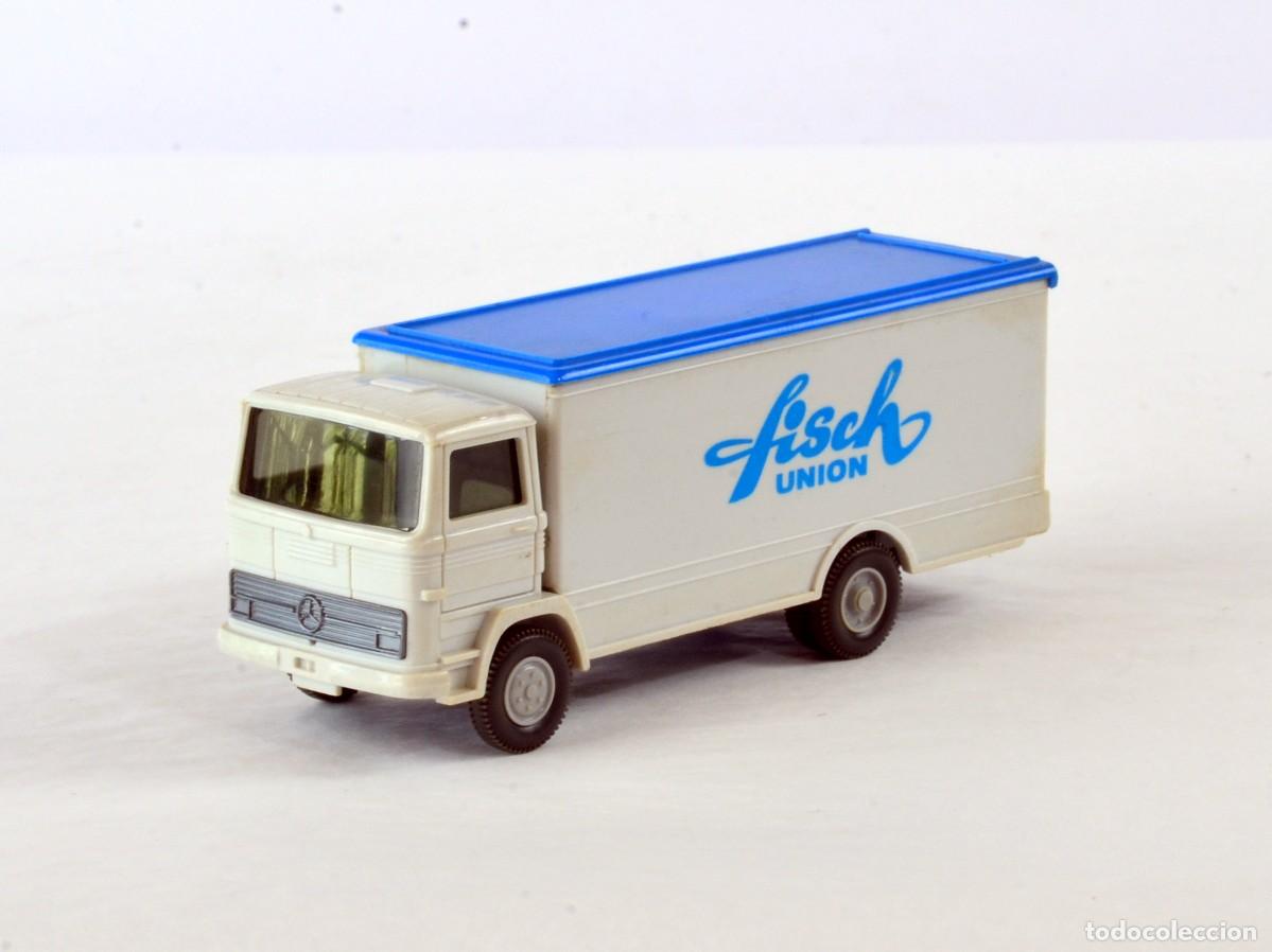 Coches a escala: Wiking Escala 1:87 H0 Antiguo Cami&oacute;n Mercedes Benz LP1317 Fisch Union 1972 - 74
