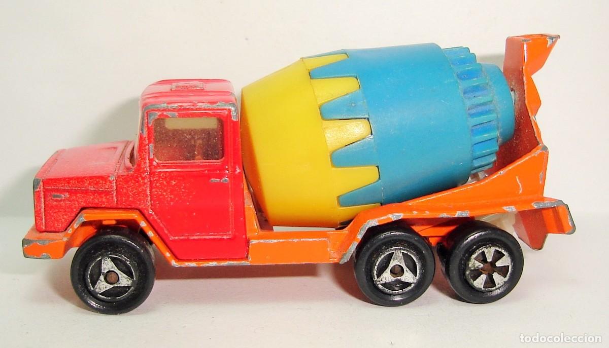 Coches a escala: CAMION MAGIRUS BETON HORMIGONERA MAJORETTE ESCALA 1:100 LOTE 59