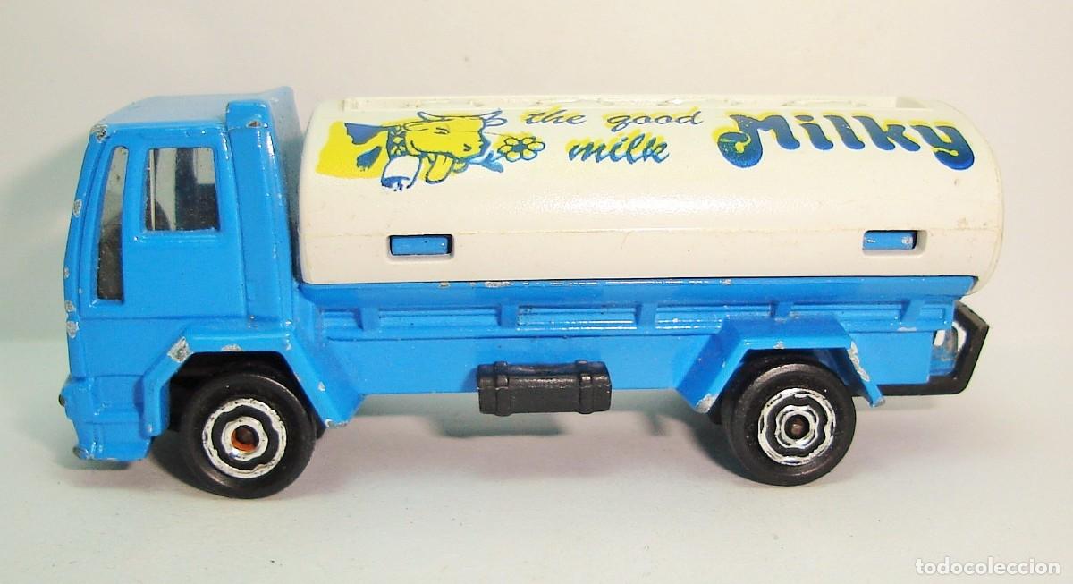 Coches a escala: CAMION FORD CISTERNA MILKY MAJORETTE ESCALA 1:100 LOTE 68