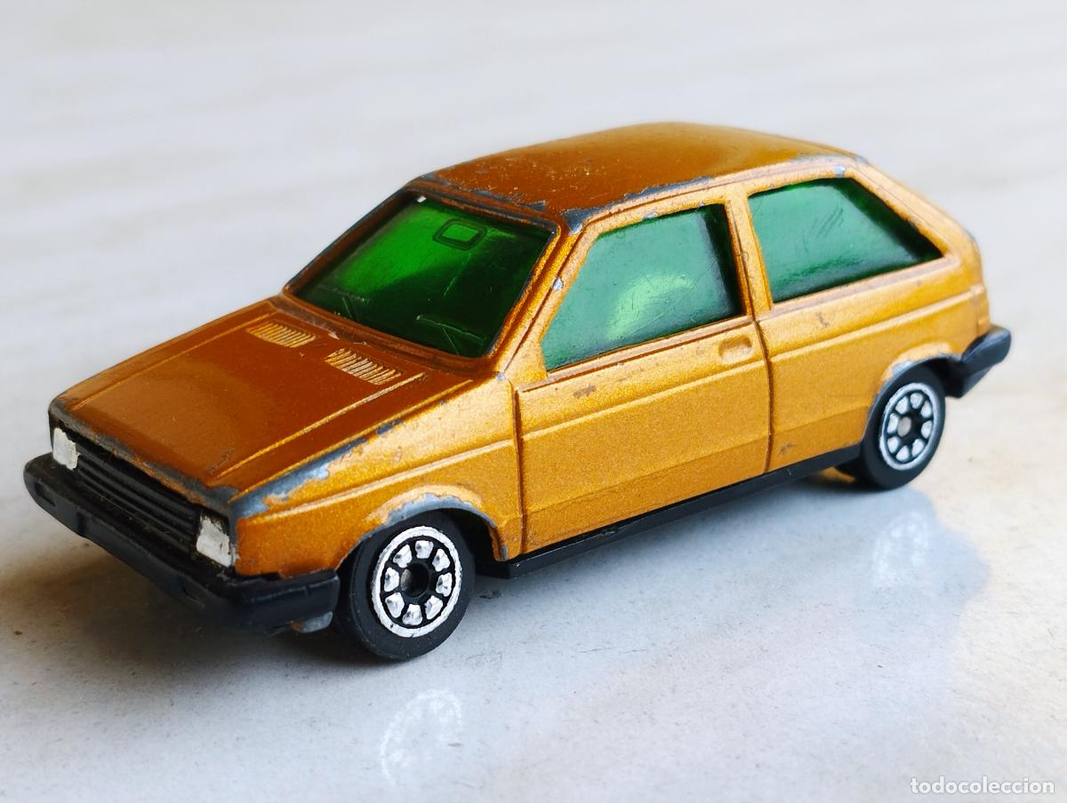 Coches a escala: SEAT IBIZA DORADO METALIZADO DE GUISVAL CAMPEON 1,64