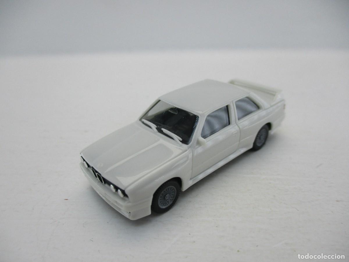 Coches a escala: COCHE ESCALA 1:87 REF LIBR - Foto 1