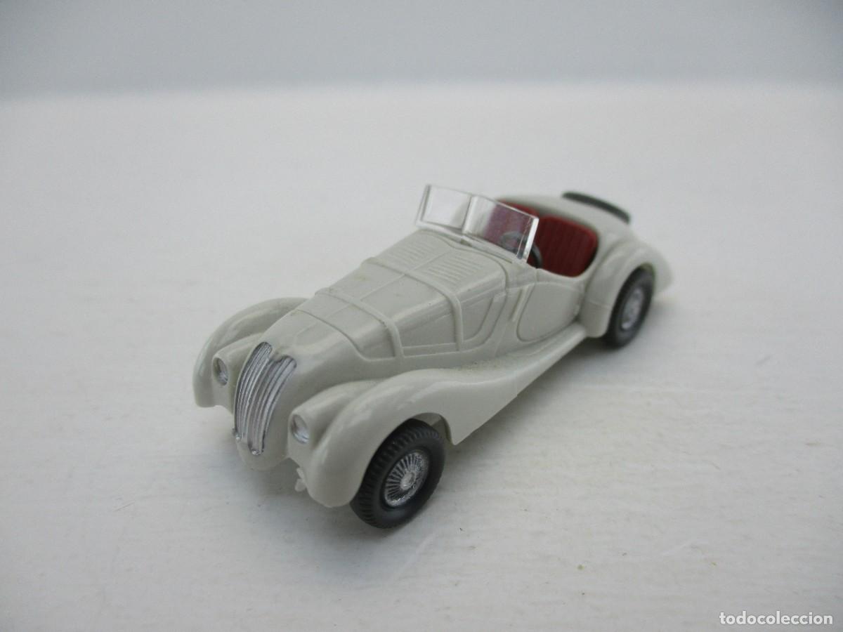 Voitures &agrave; l'&eacute;chelle: COCHE ESCALA 1:87 REF LIBR
