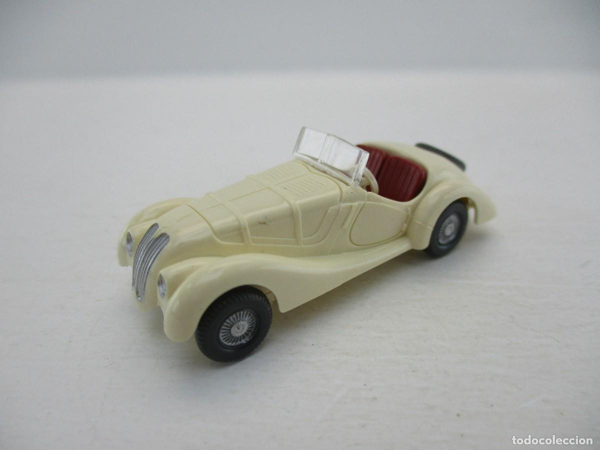 Voitures &agrave; l'&eacute;chelle: COCHE ESCALA 1:87 REF LIBR