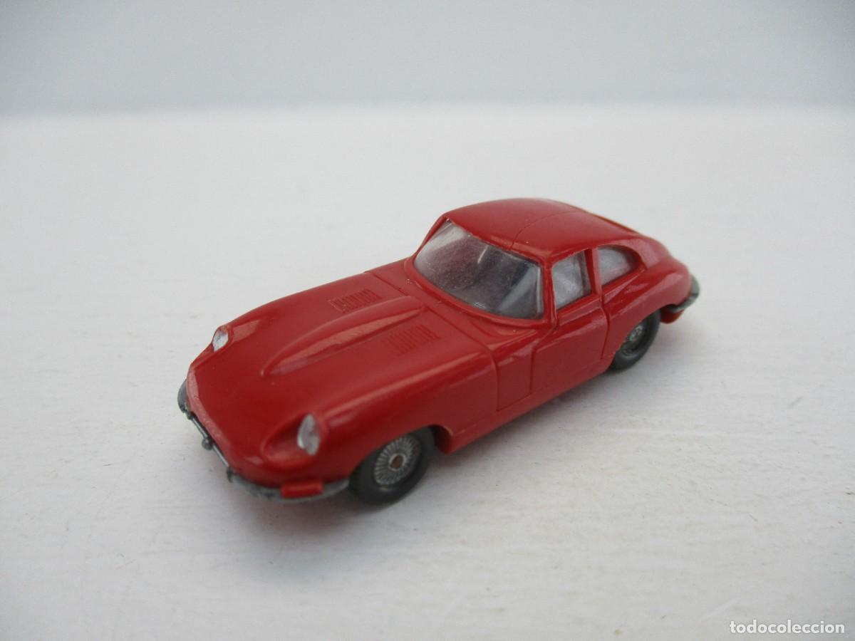 Voitures &agrave; l'&eacute;chelle: COCHE ESCALA 1:87 REF LIBR