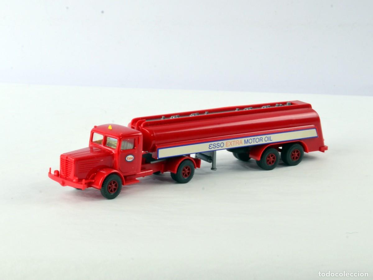 Coches a escala: Wiking Escala 1:87 H0 Cami&oacute;n Articulado B&uuml;ssing 8000 &rdquo;Esso&rdquo;