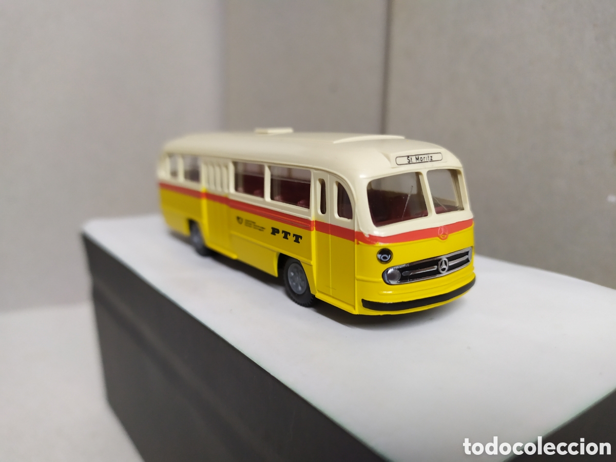 Coches a escala: Autob&uacute;s MB 0-321 PTT, Correos Suizos. Brekina. Escala 1/87