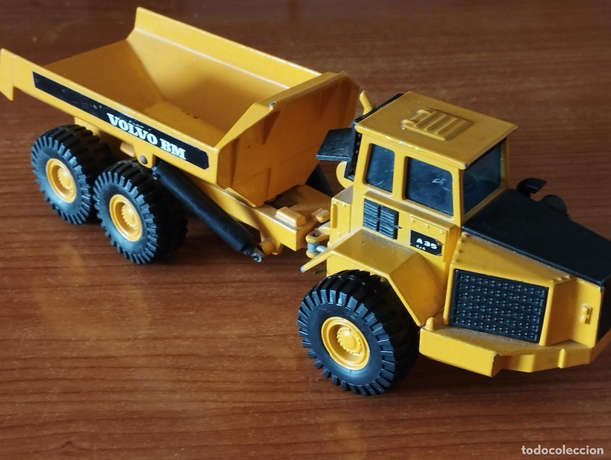 Auto in scala: CAMION VOLQUETE DUMPER MINERO VOLVO A35 JOAL 1,50 MUY BUENO