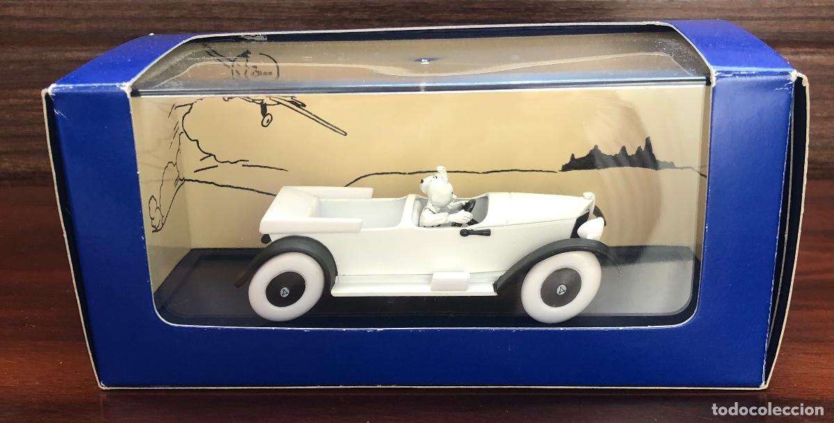 Coches a escala: Coche Tint&iacute;n en el pa&iacute;s de los soviets en caja original