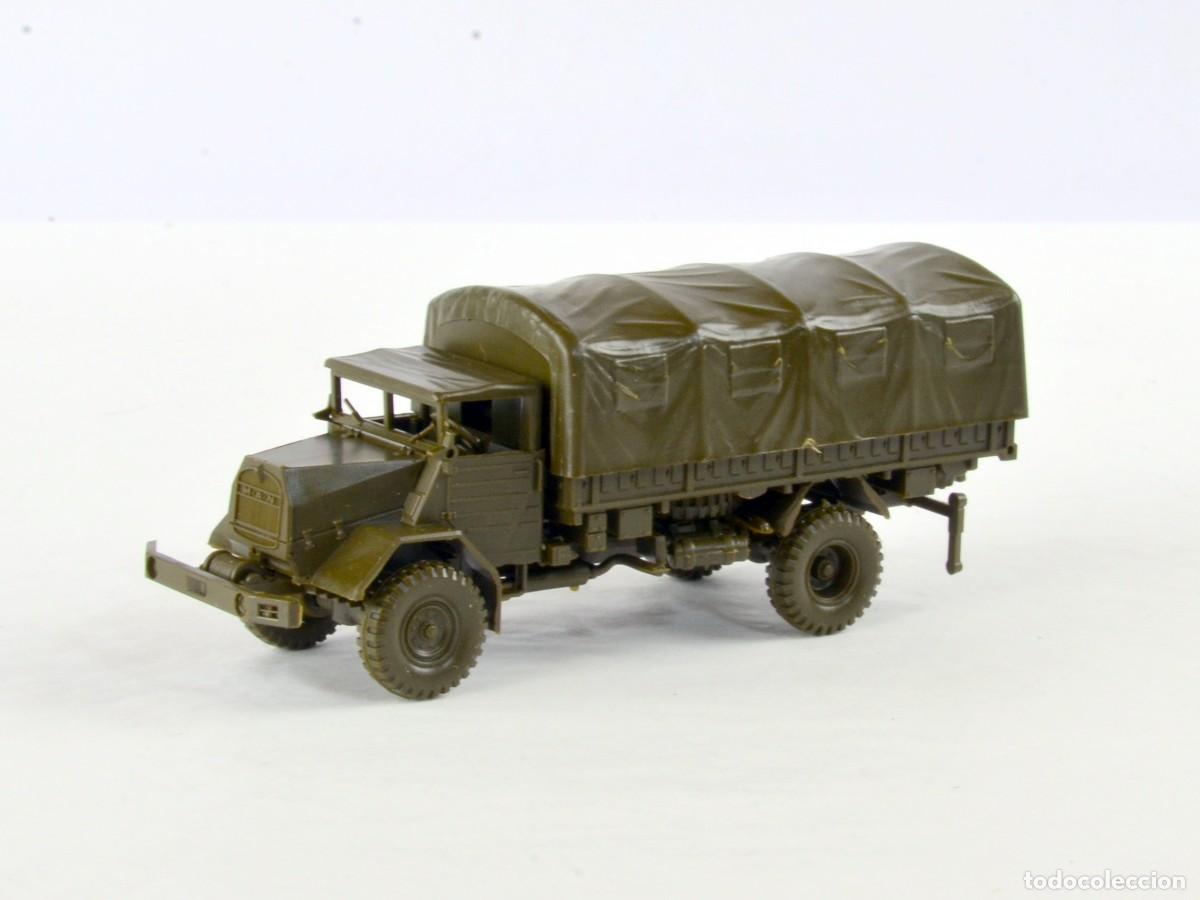 Coches a escala: Roco Minitanks Escala 1:87 H0 259 MAN 630 L2 AE Militar Impecable con Caja