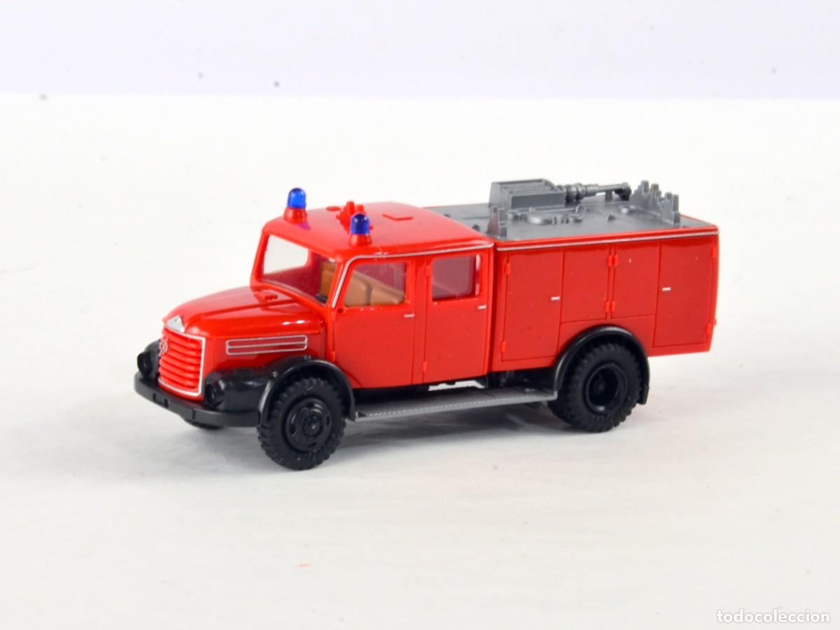 Coches a escala: Herpa Minitanks Escala 1:87 H0 1680 Cami&oacute;n de Bomberos Steyr 586 TLF1500 Impecable con Caja