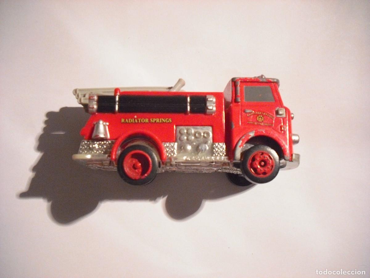 Coches a escala: COCHE DE BOMBEROS DE DISNEY PIXAR CARS DE MATTEL