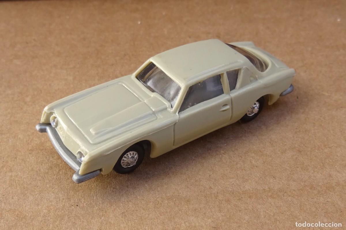 Coches a escala: EKO FORD STUDEBAKER AVANTI Beige pastel 1/86