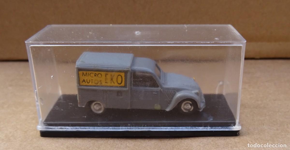 Coches a escala: EKO CITROEN 2CV Furgoneta en caja gris