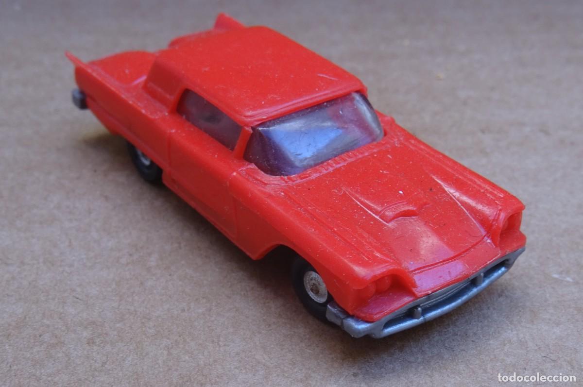 Coches a escala: EKO FORD Thunderbird Rojo pastel