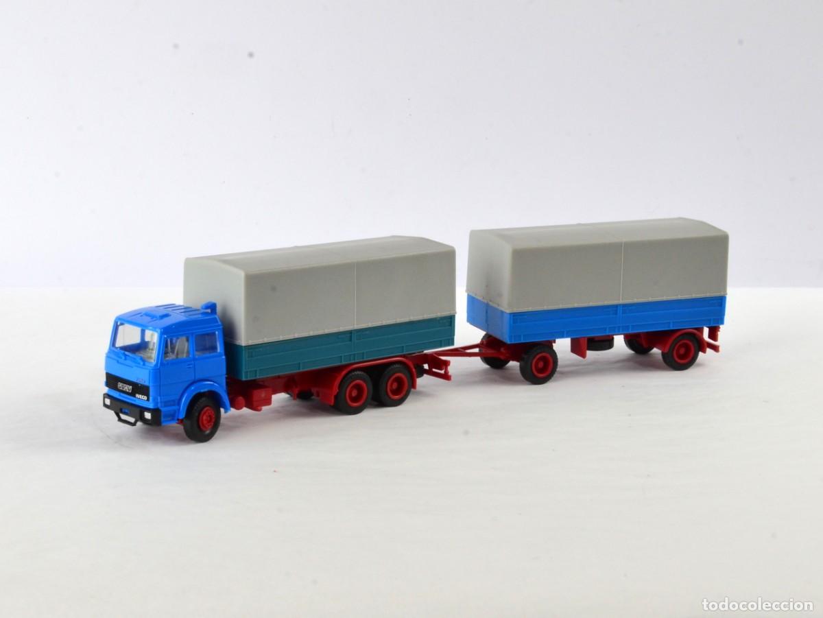 Coches a escala: Herpa Escala 1:87 H0 Cami&oacute;n Iveco Turbo con Remolque Impecable con Caja