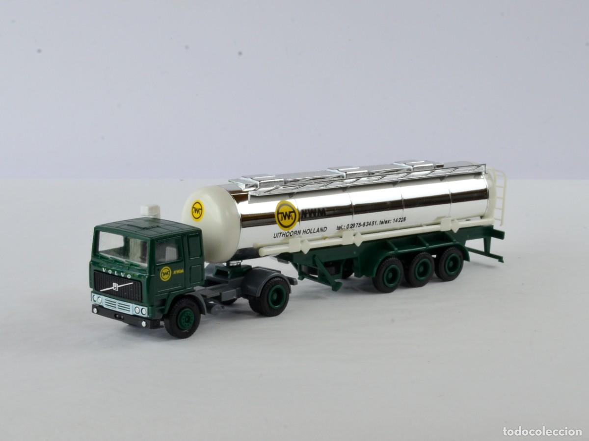 Coches a escala: Herpa Escala H0 1:87 Cami&oacute;n Articulado Cisterna Volvo F10 NWM Impecable con Caja