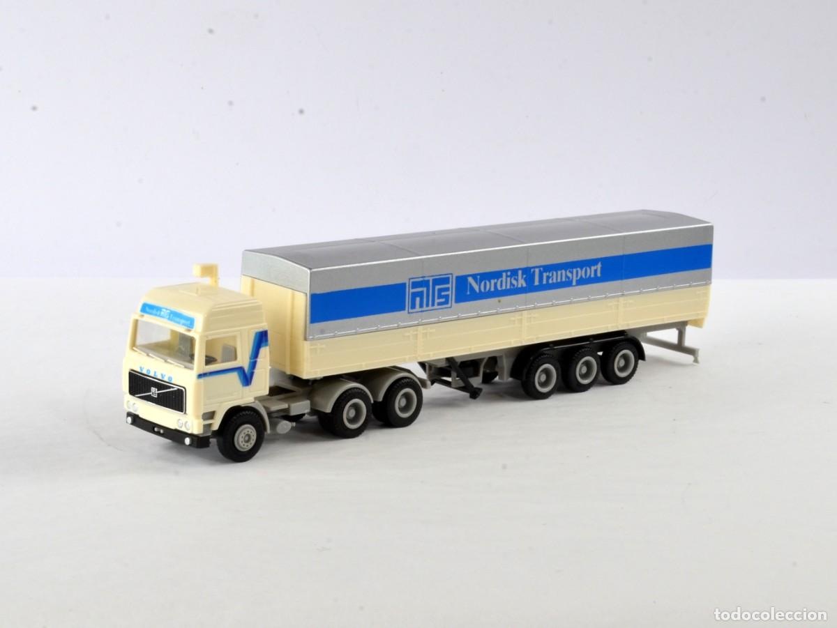 Coches a escala: Herpa Escala 1:87 H0 Cami&oacute;n Articulado Volvo F12 Globetrotter Nordisk Impecable con Caja