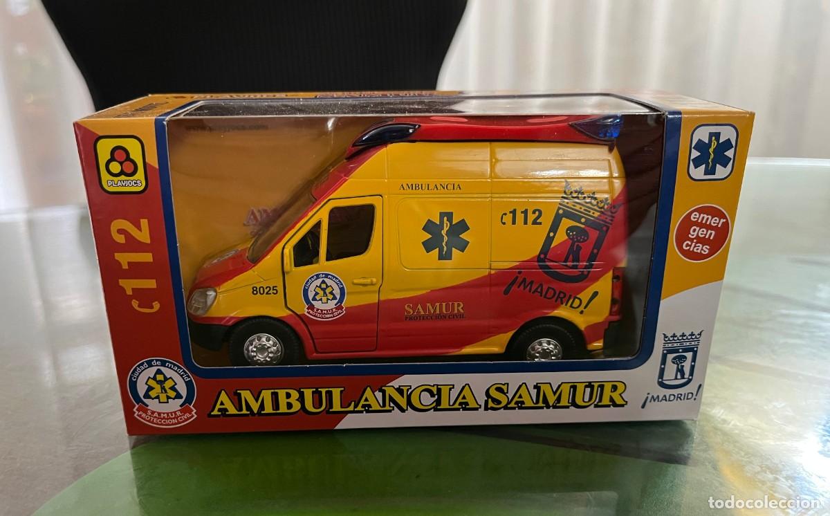 Coches a escala: Ambulancia Samur Madrid 112 Proteccion Civil