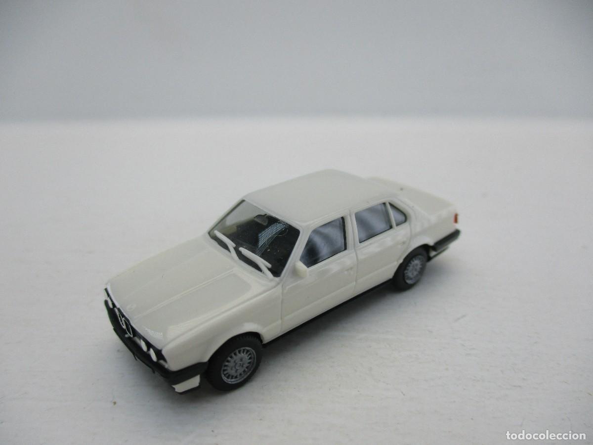 Coches a escala: COCHE ESCALA 1:87 REF LIBR - Foto 1