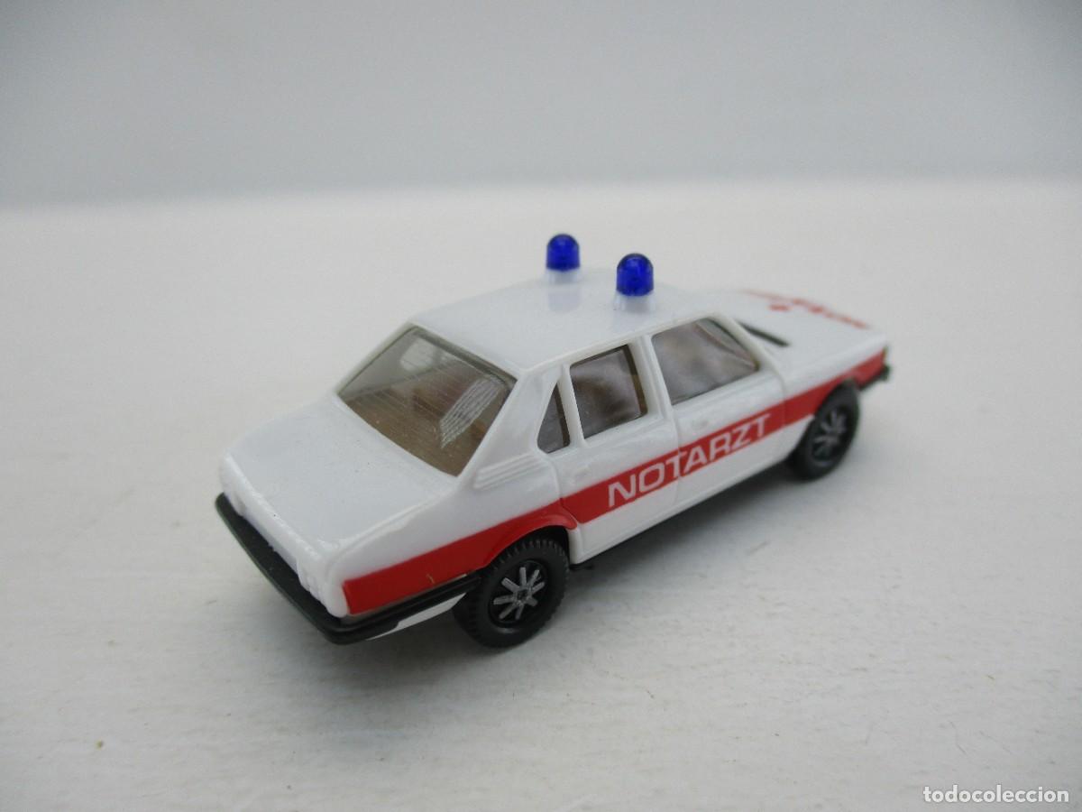 Coches a escala: COCHE ESCALA 1:87 REF LIBR - Foto 2