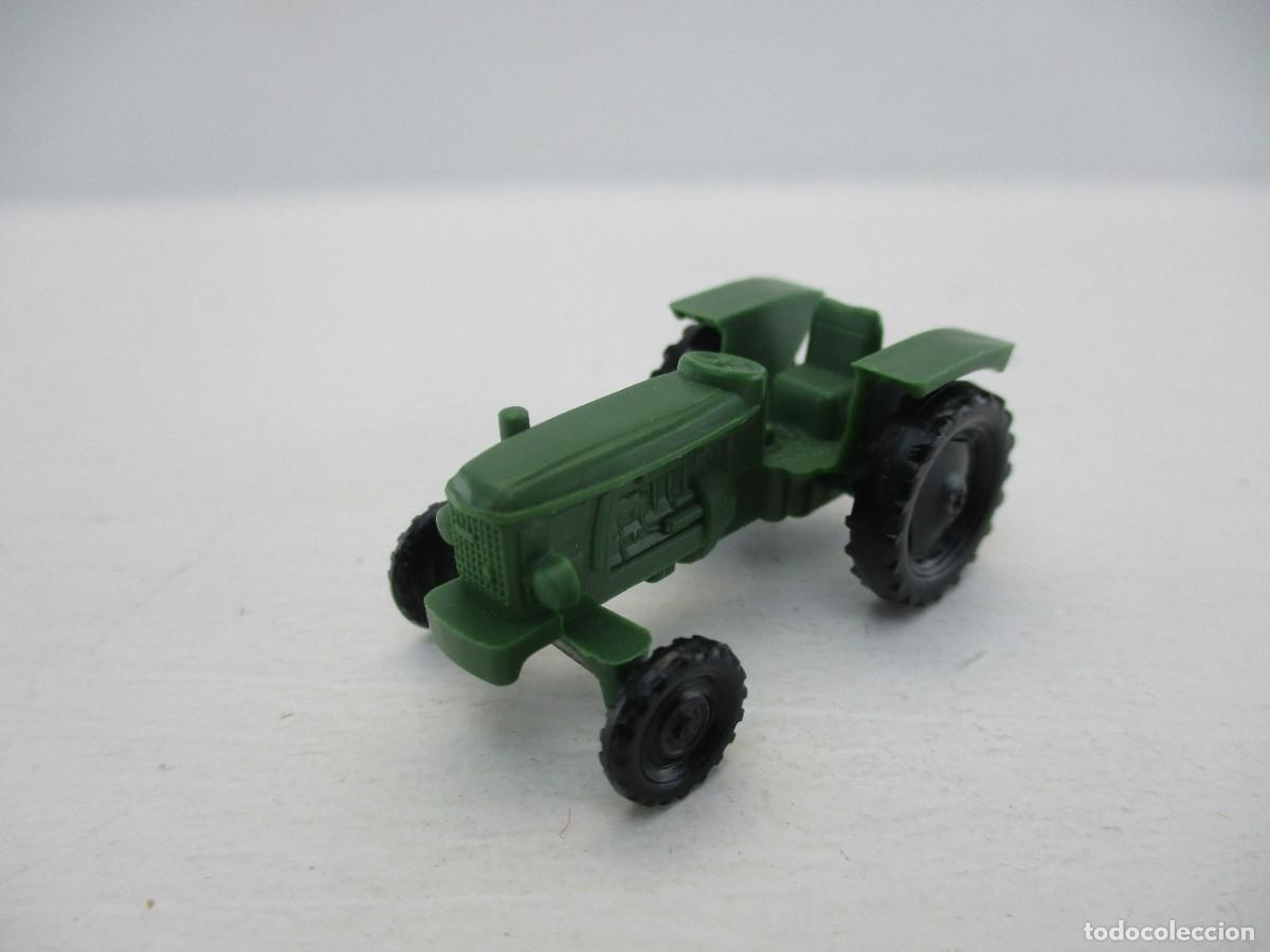 Coches a escala: COCHE ESCALA 1:87 REF LIBR