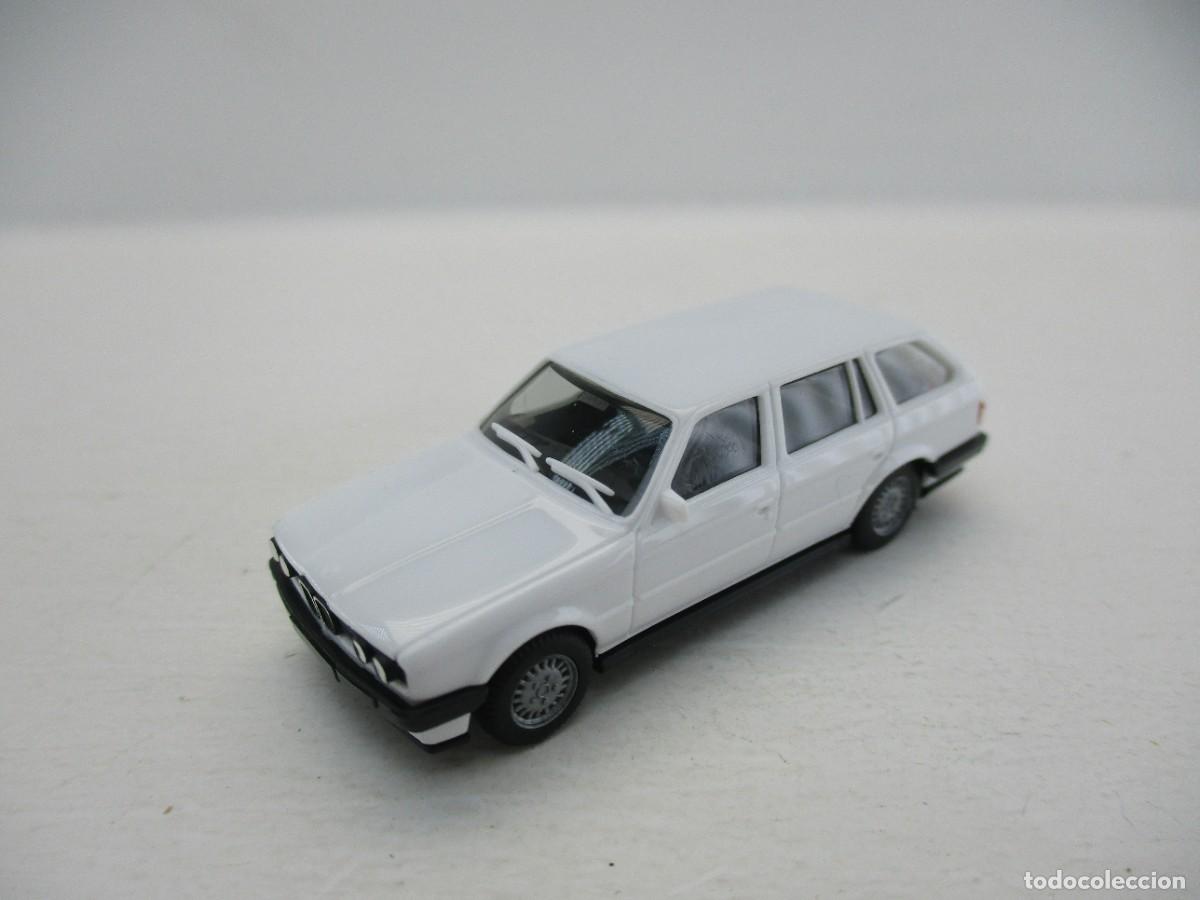 Coches a escala: COCHE ESCALA 1:87 REF LIBR