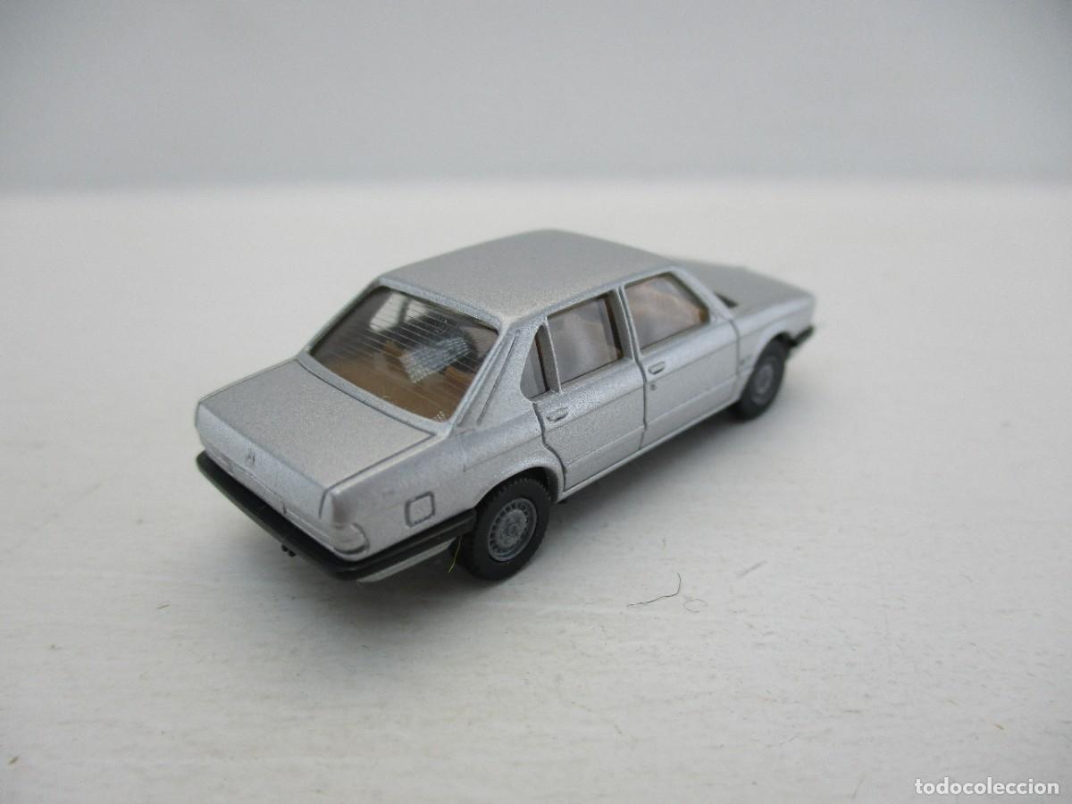 Coches a escala: COCHE ESCALA 1:87 REF LIBR - Foto 2