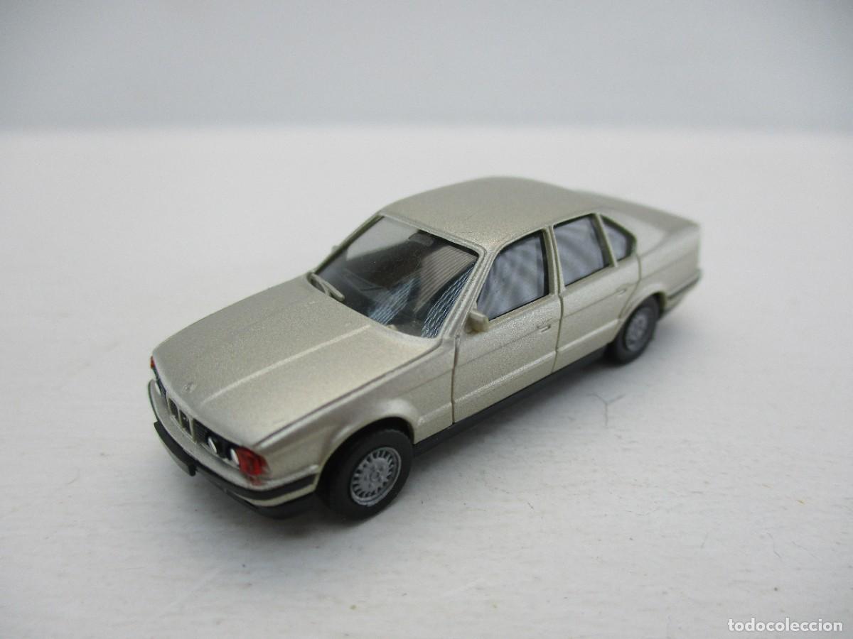 Coches a escala: COCHE ESCALA 1:87 REF LIBR - Foto 1