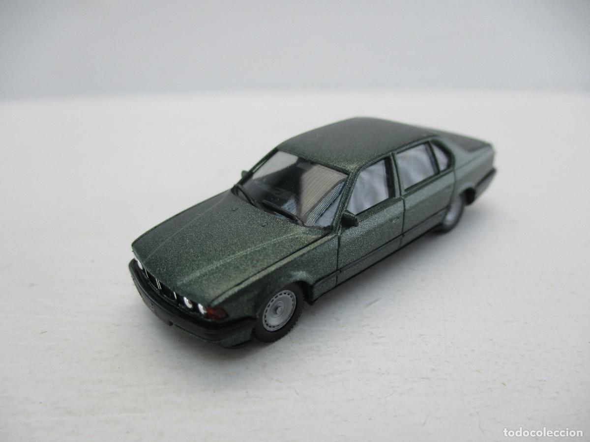 Coches a escala: COCHE ESCALA 1:87 REF LIBR
