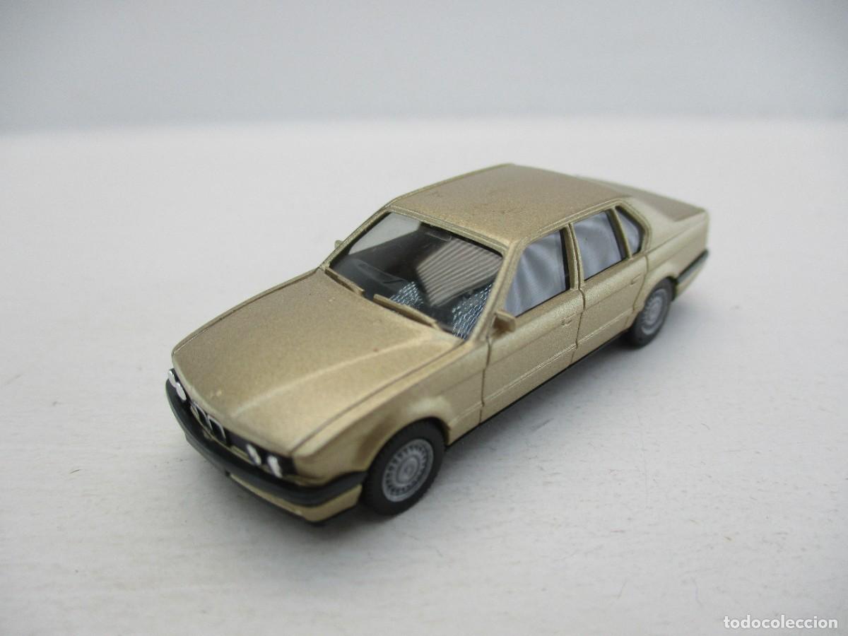 Coches a escala: COCHE ESCALA 1:87 REF LIBR - Foto 1