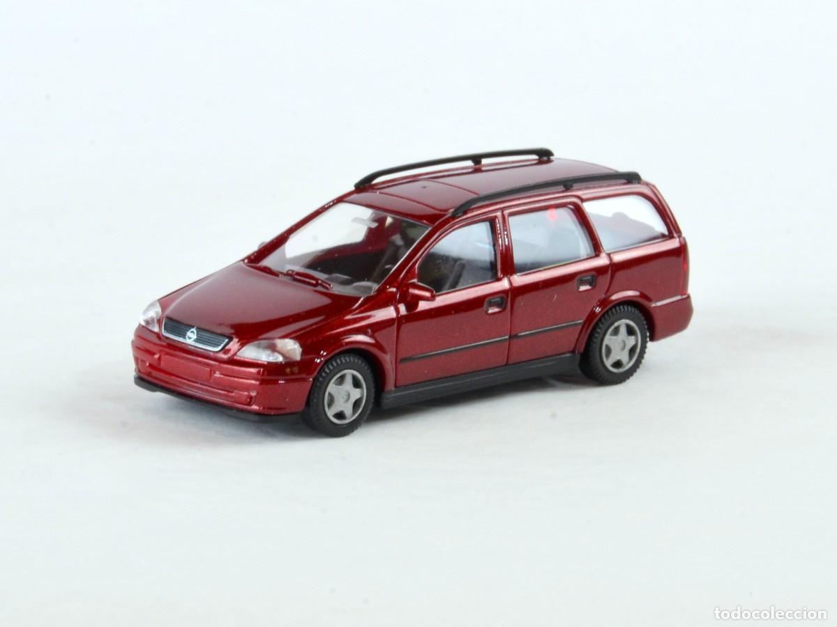 Coches a escala: Wiking Escala 1:87 H0 Opel Astra Caravan Impecable con Caja
