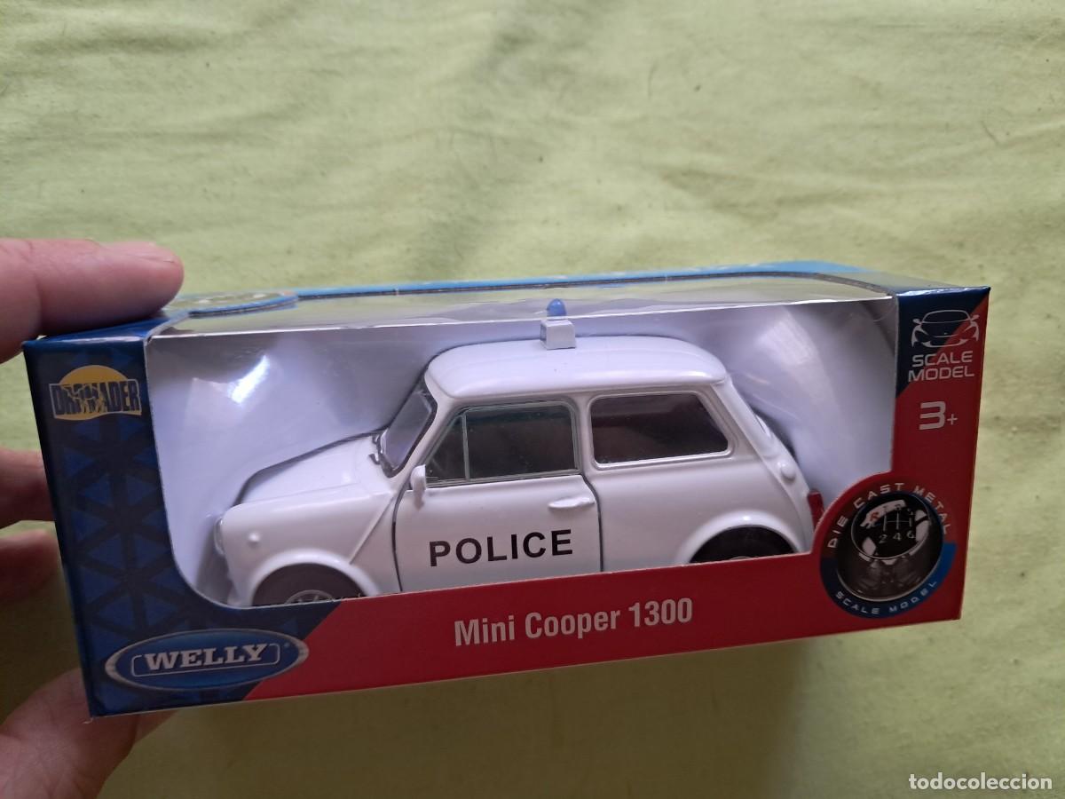 Coches a escala: COCHE MINI COOPER 1300 POLICIA MARCA WELLY