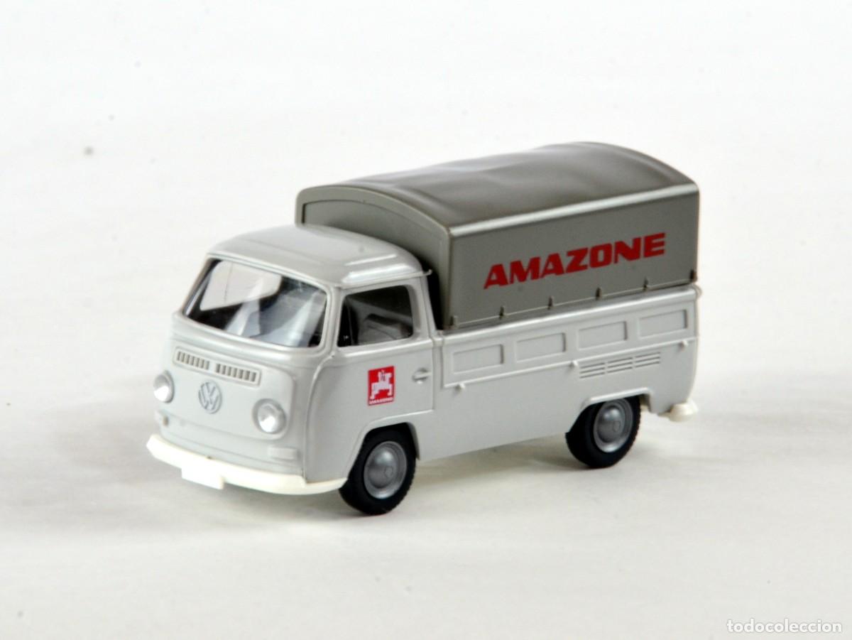 Coches a escala: Wiking Escala 1:87 H0 Volkswagen Camioneta T2 Amazone Impecable con Caja