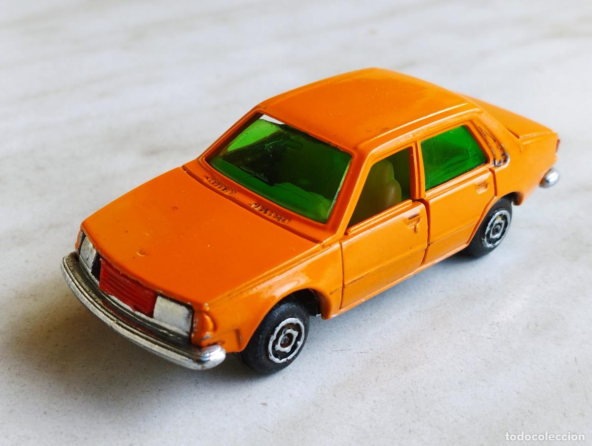 Carros em escala: RENAULT 18 GTS RALLYE NARANJA DE GUISVAL CAMPEON 1,64