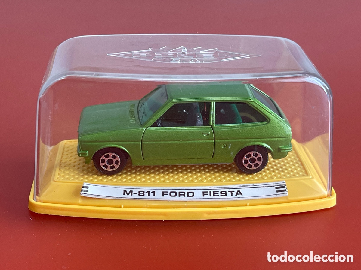 Modellautos: FORD FIESTA 1/64 PILEN MET&Aacute;LICO NUEVO Y EN CAJA