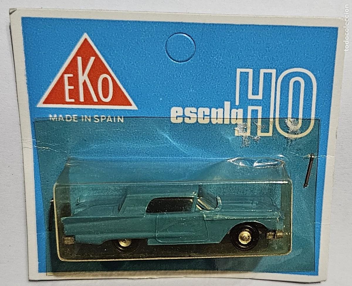 Coches a escala: EKO 2038 FORD LINCOLN CONTINENTAL AZUL H0 1:87
