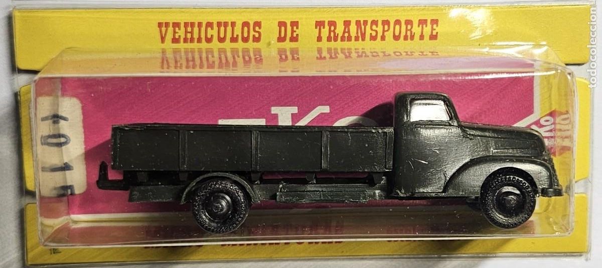 Coches a escala: EKO 4015 CAMI&Oacute;N FORD DE TRANSPORTE MILITAR H0 1:87
