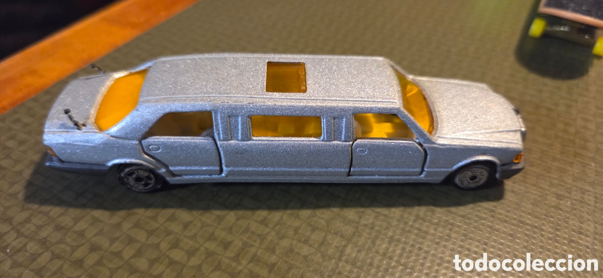 Coches a escala: Limousine Mercedes. Majorette - Foto 1