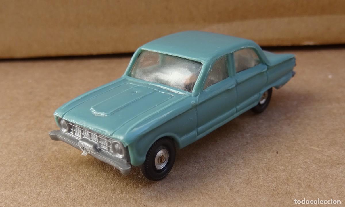 Coches a escala: EKO FORD FALCON Azul grisaceo 1/86 Escala