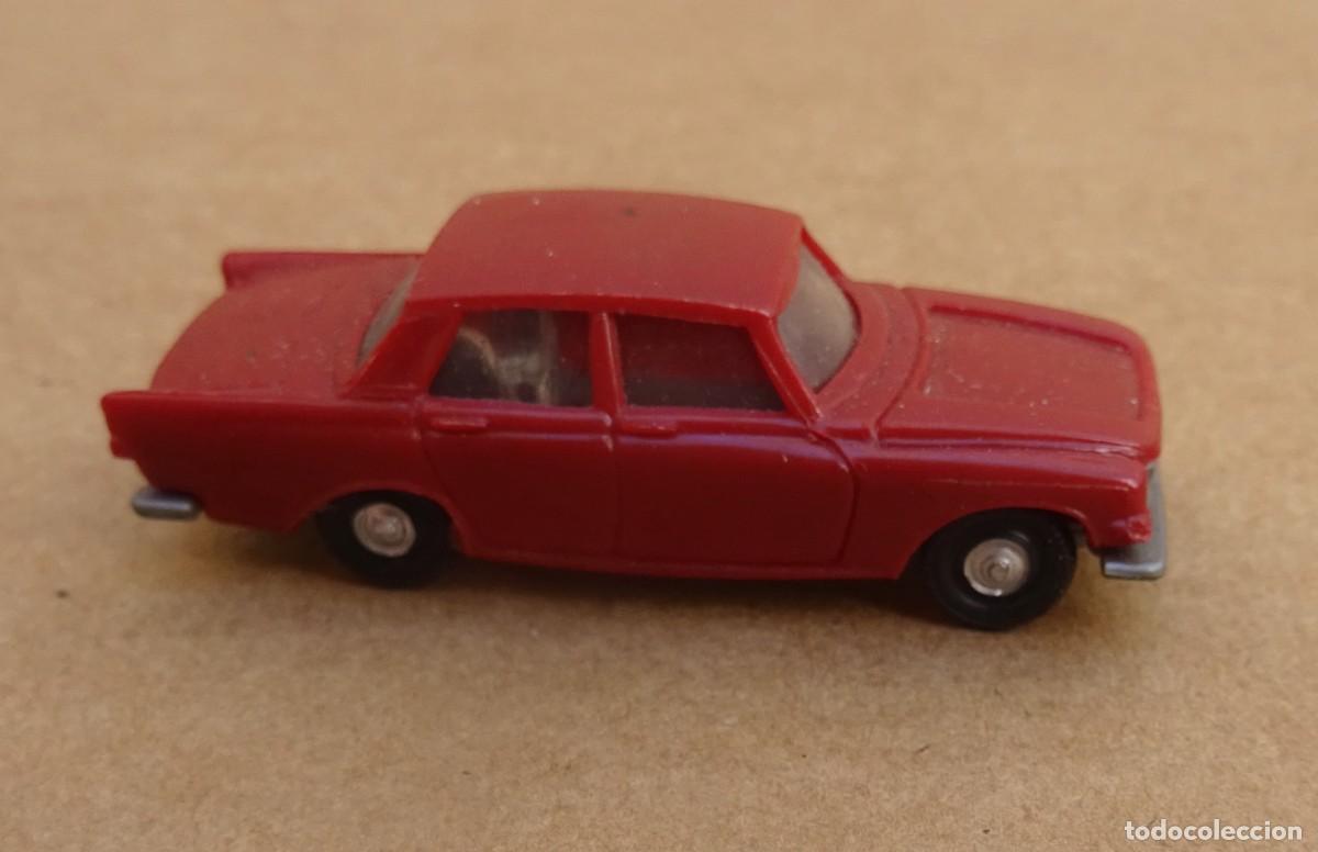 Coches a escala: EKO Ford Zephyr Granate 1/86 Escala