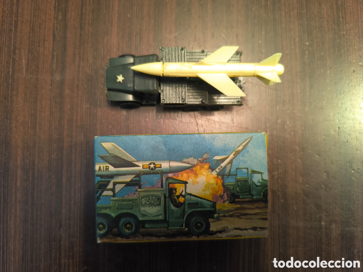 Coches a escala: Cami&oacute;n Militar con Misil EKO - Escala 1:88 (Made in Spain)