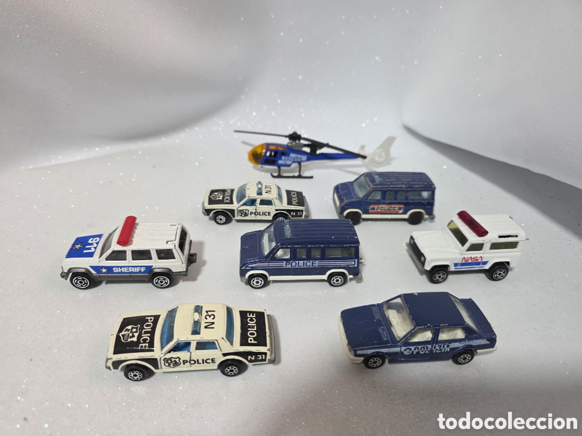 Coches a escala: Lote 8 vehiculos majorette policia a&ntilde;os 80/90