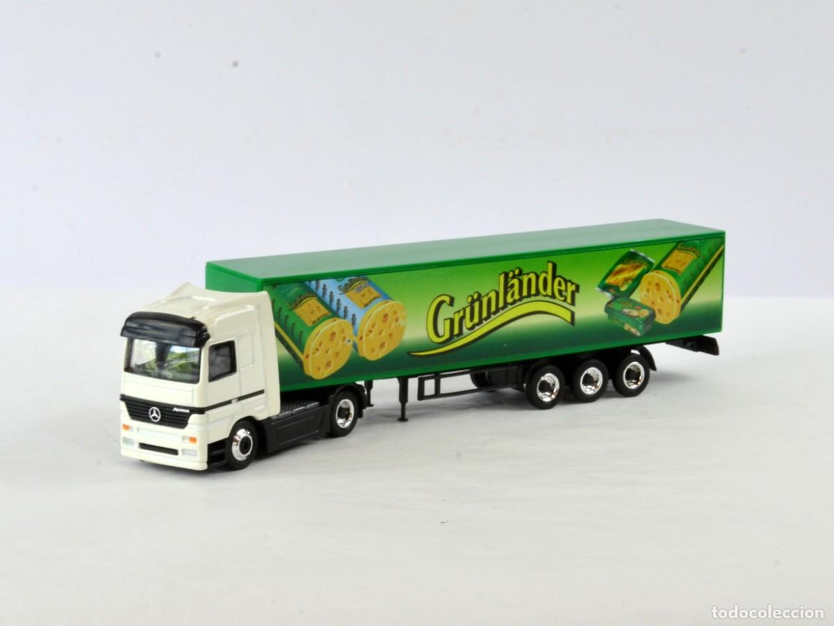 Coches a escala: Schuco Junior Line Escala 1:87 H0 Cami&oacute;n Articulado Mercedes Benz Actros Gr&uuml;nland Impecable con Caja