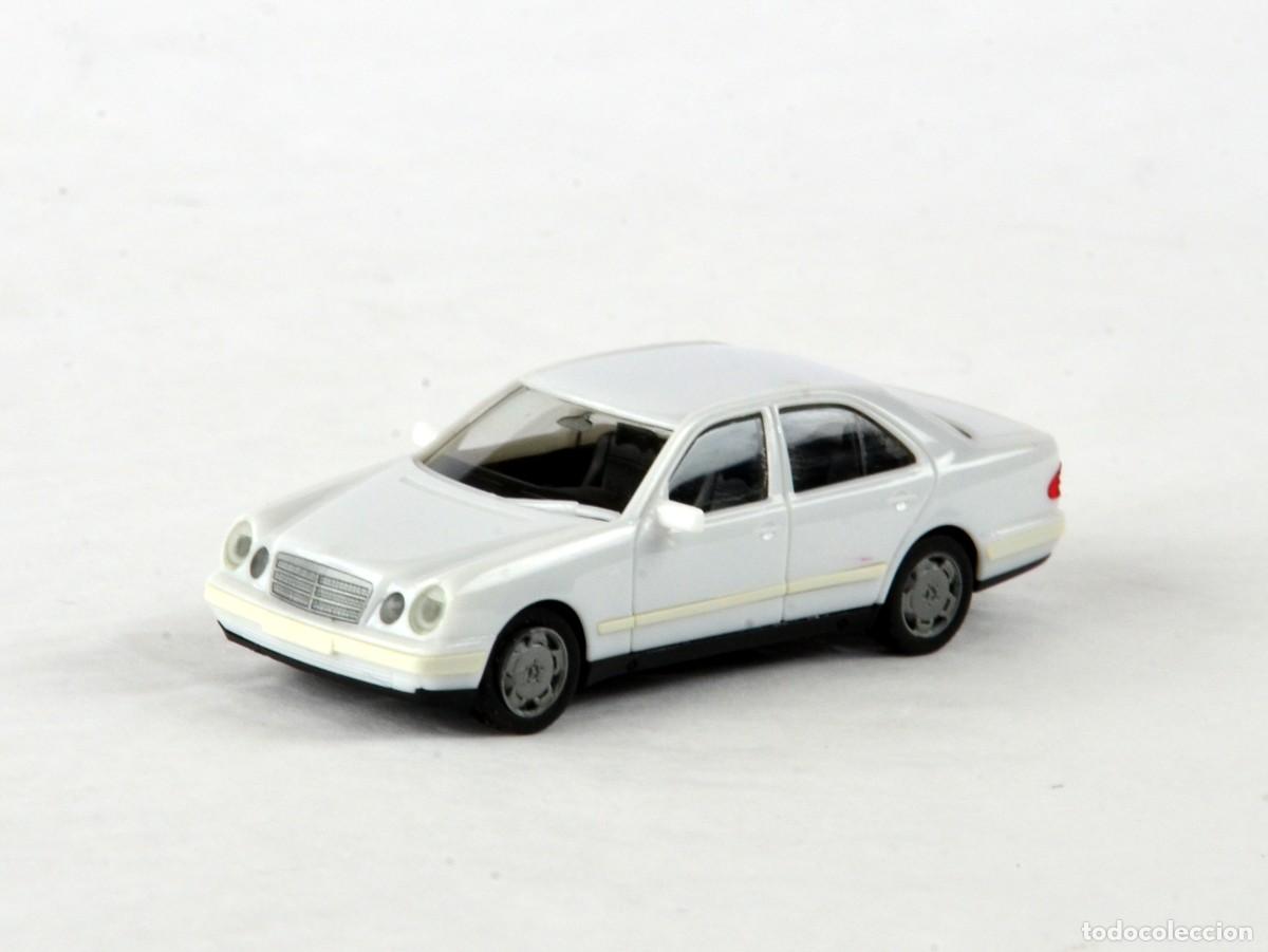 Coches a escala: Herpa Escala 1:87 H0 Mercedes Benz Clase E Blanco