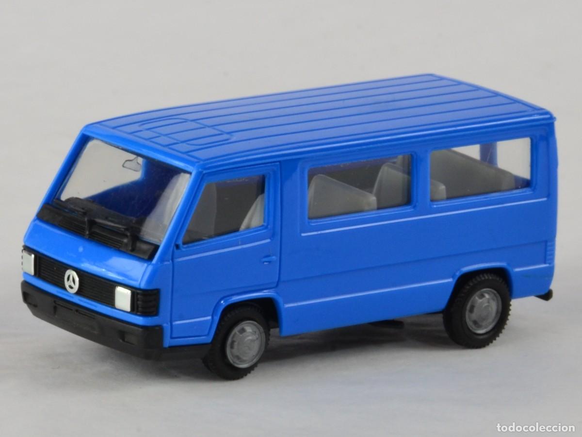 Coches a escala: Herpa Escala 1:87 H0 Mercedes Benz 100D Mircob&uacute;s Azul