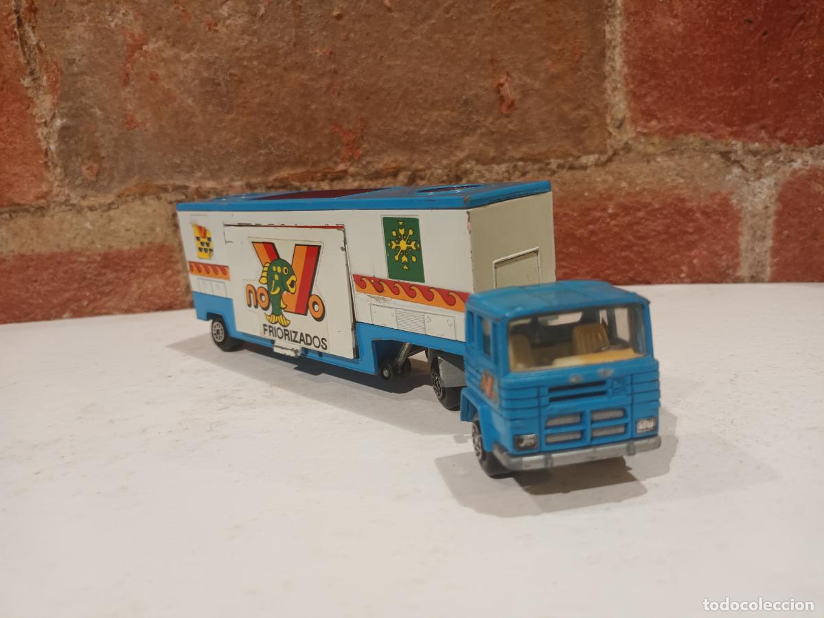 Coches a escala: PEGASO CAMION REMOLQUE FRIORIZADOS MIRA. 1/64