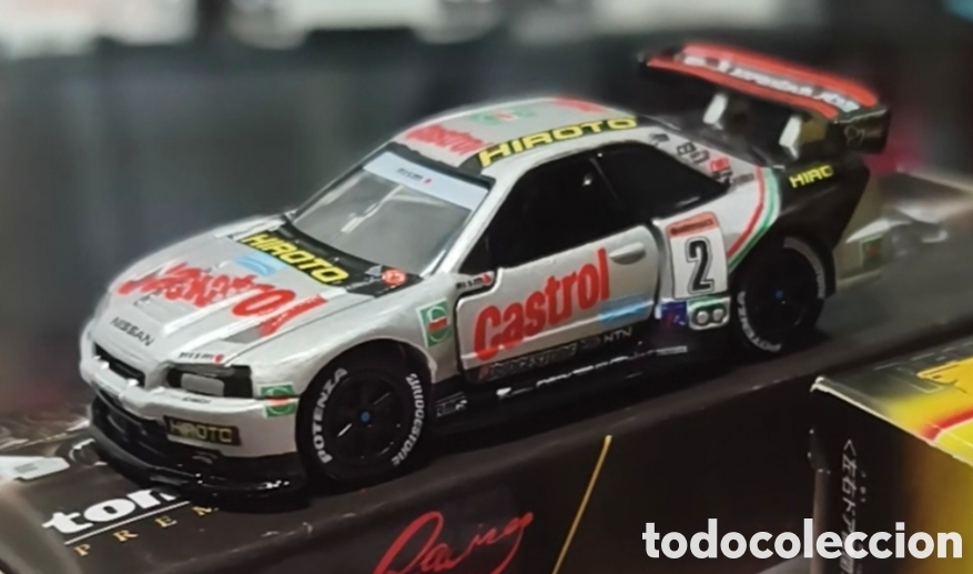 Coches a escala: JGTC. Nissan Skyline GT-R(R34) Castrol Hiroto 2000. Tomica 1/64. Leer bien descripci&oacute;n
