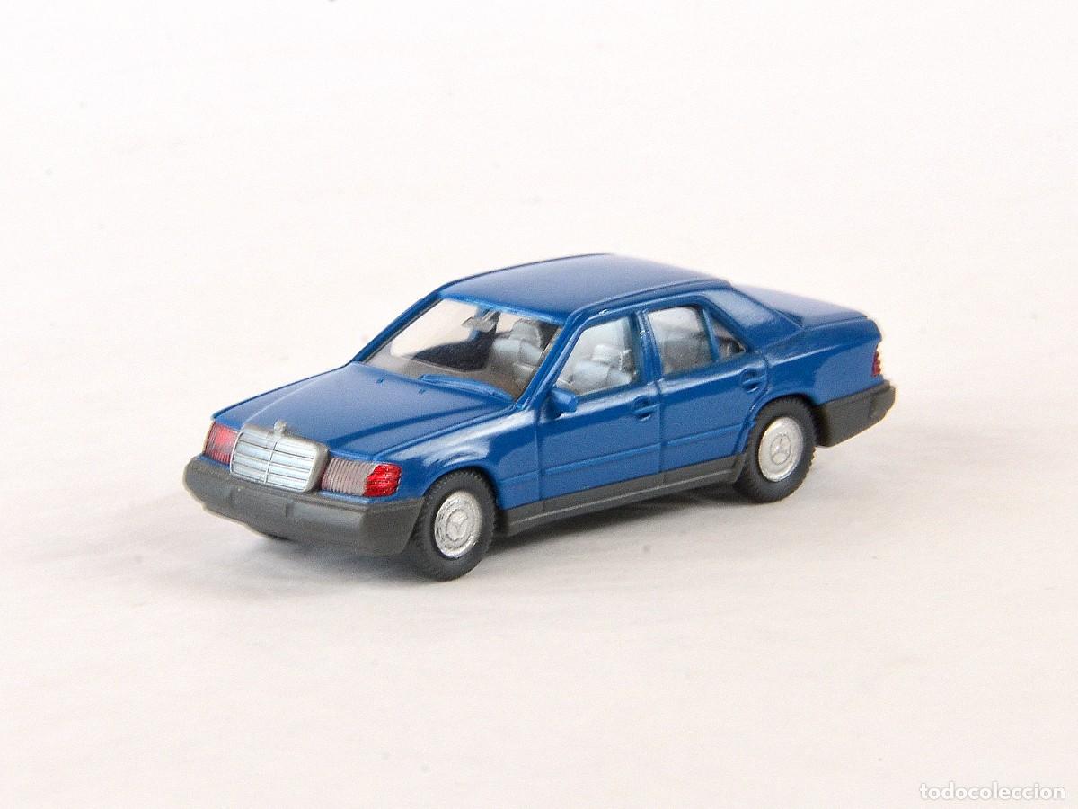 Coches a escala: Wiking Escala 1:87 H0 Mercedes Benz 260E Azul